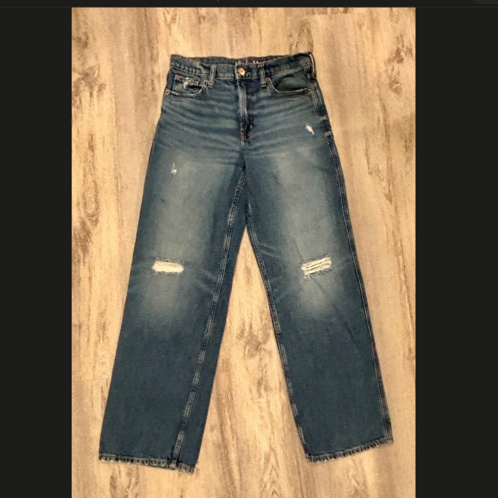 GAP Low Rise Straight Leg Jeans Distressed Y2K Denim Women’s S (Teen 14)
